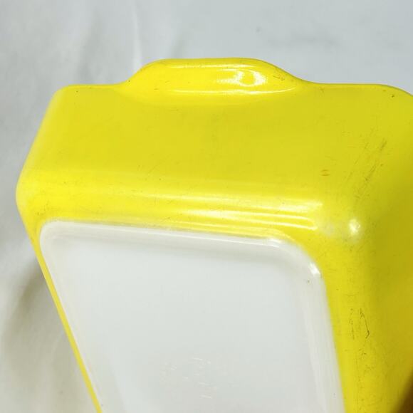 Vintage Yellow Pyrex 503 Glass Refrigerator Dish Casserole 1.5 qt *No Lid* - Picture 4 of 4